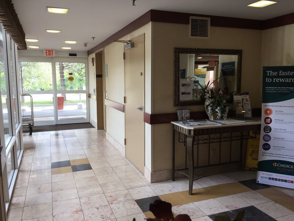 Quality Inn Milwaukee- Brookfield Extérieur photo