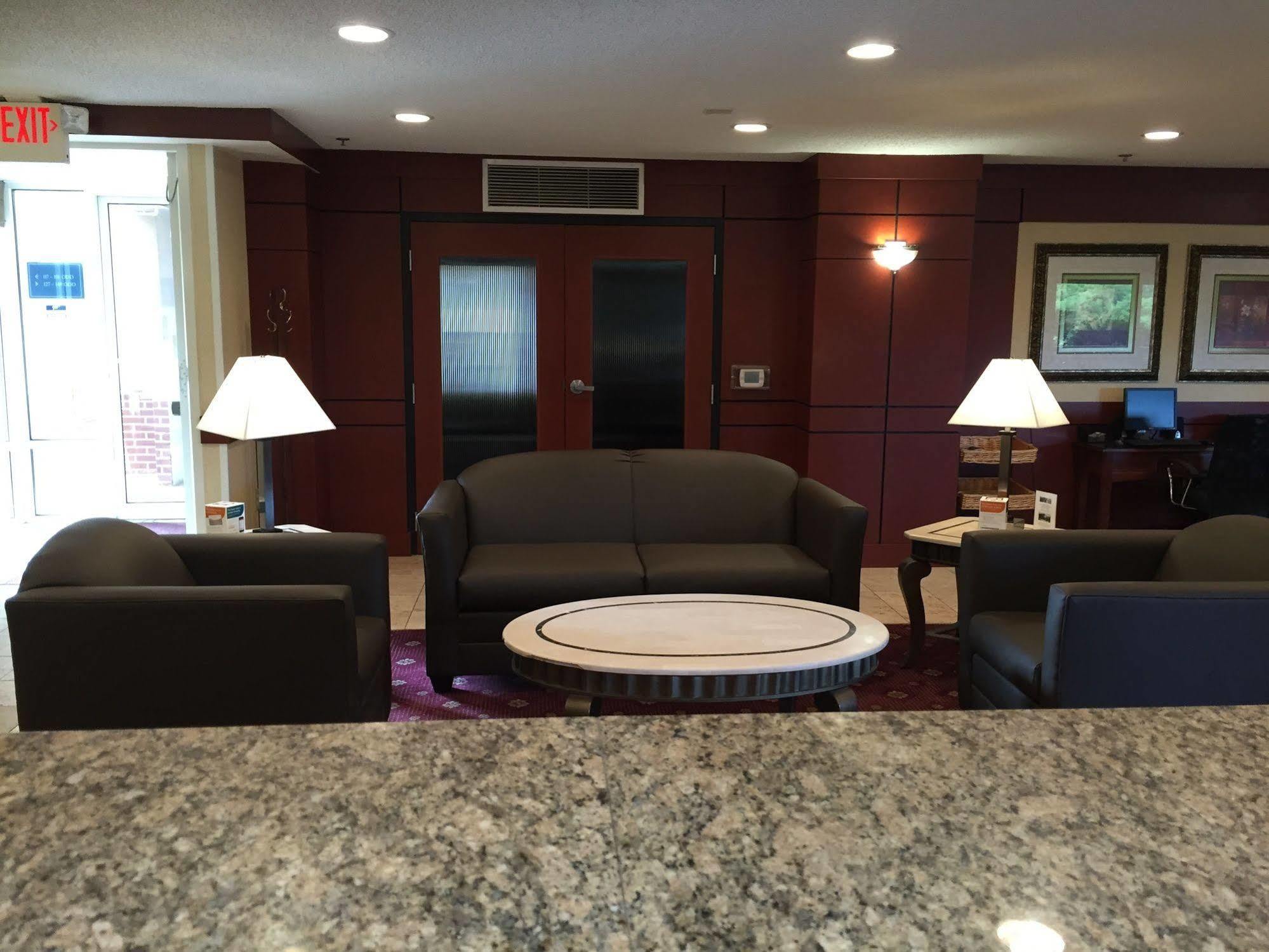 Quality Inn Milwaukee- Brookfield Extérieur photo